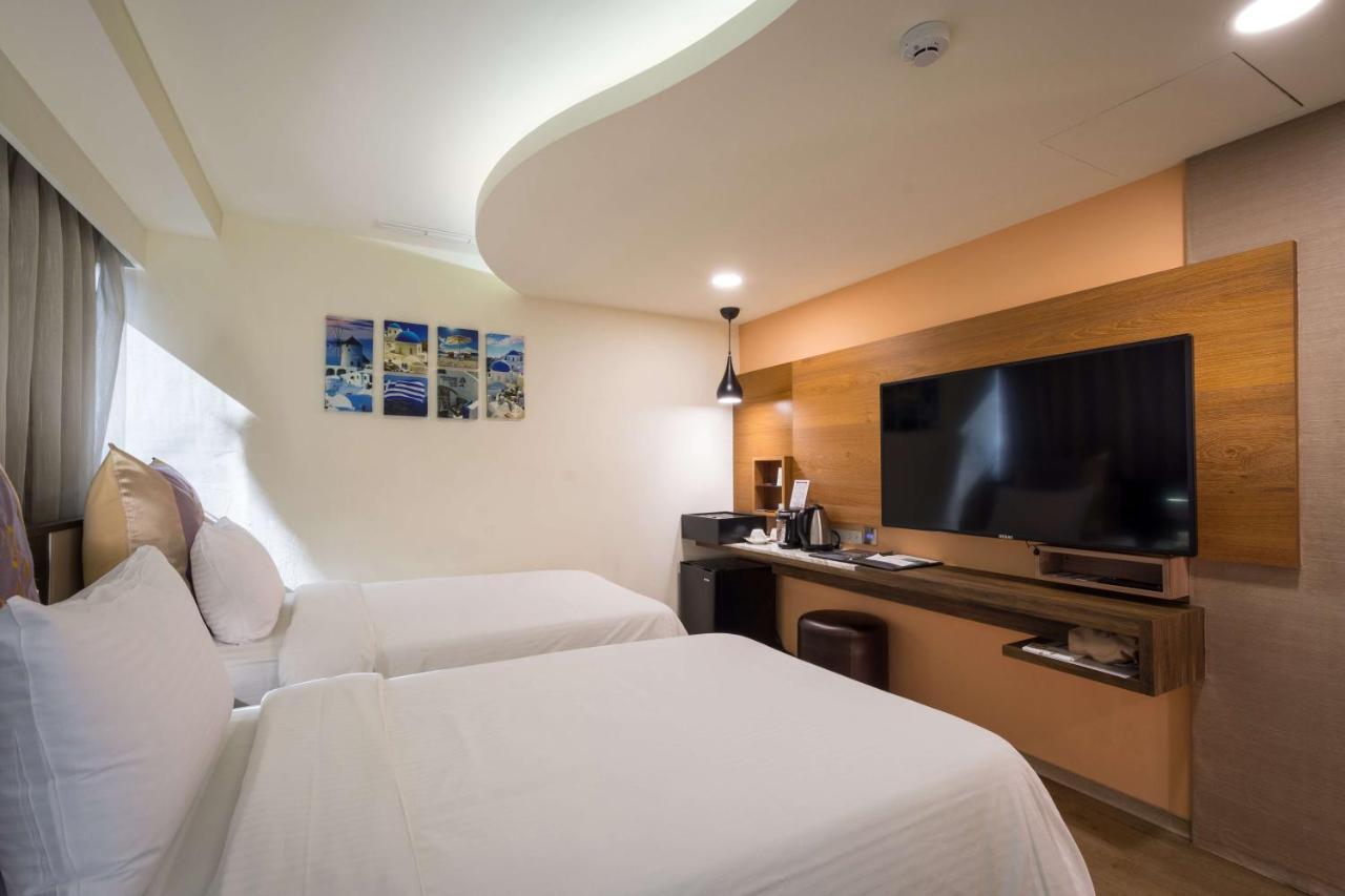Sun Hotel Kaohsiung Bagian luar foto